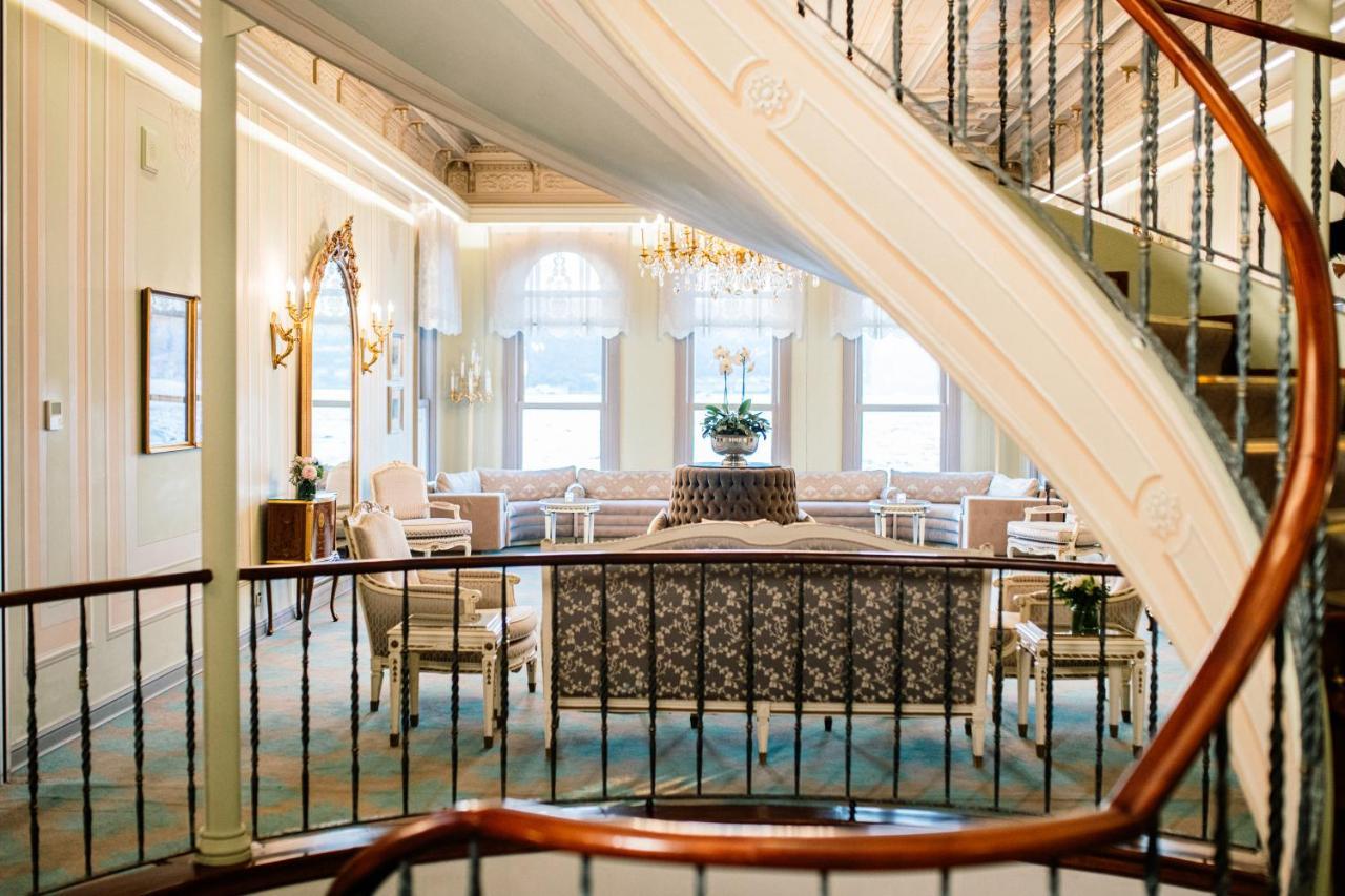 Bosphorus Palace Hotel Истанбул Екстериор снимка