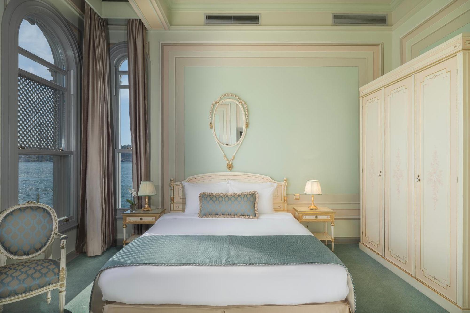 Bosphorus Palace Hotel Истанбул Екстериор снимка