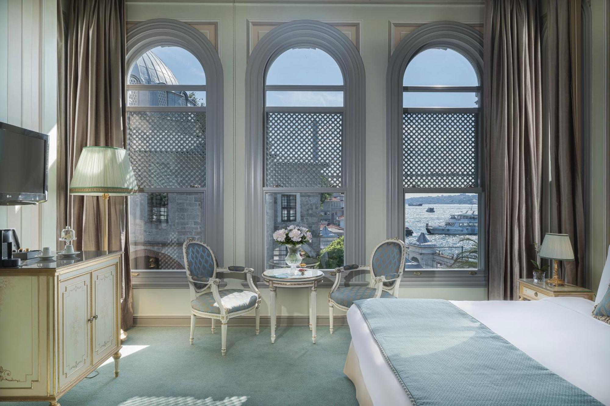 Bosphorus Palace Hotel Истанбул Екстериор снимка