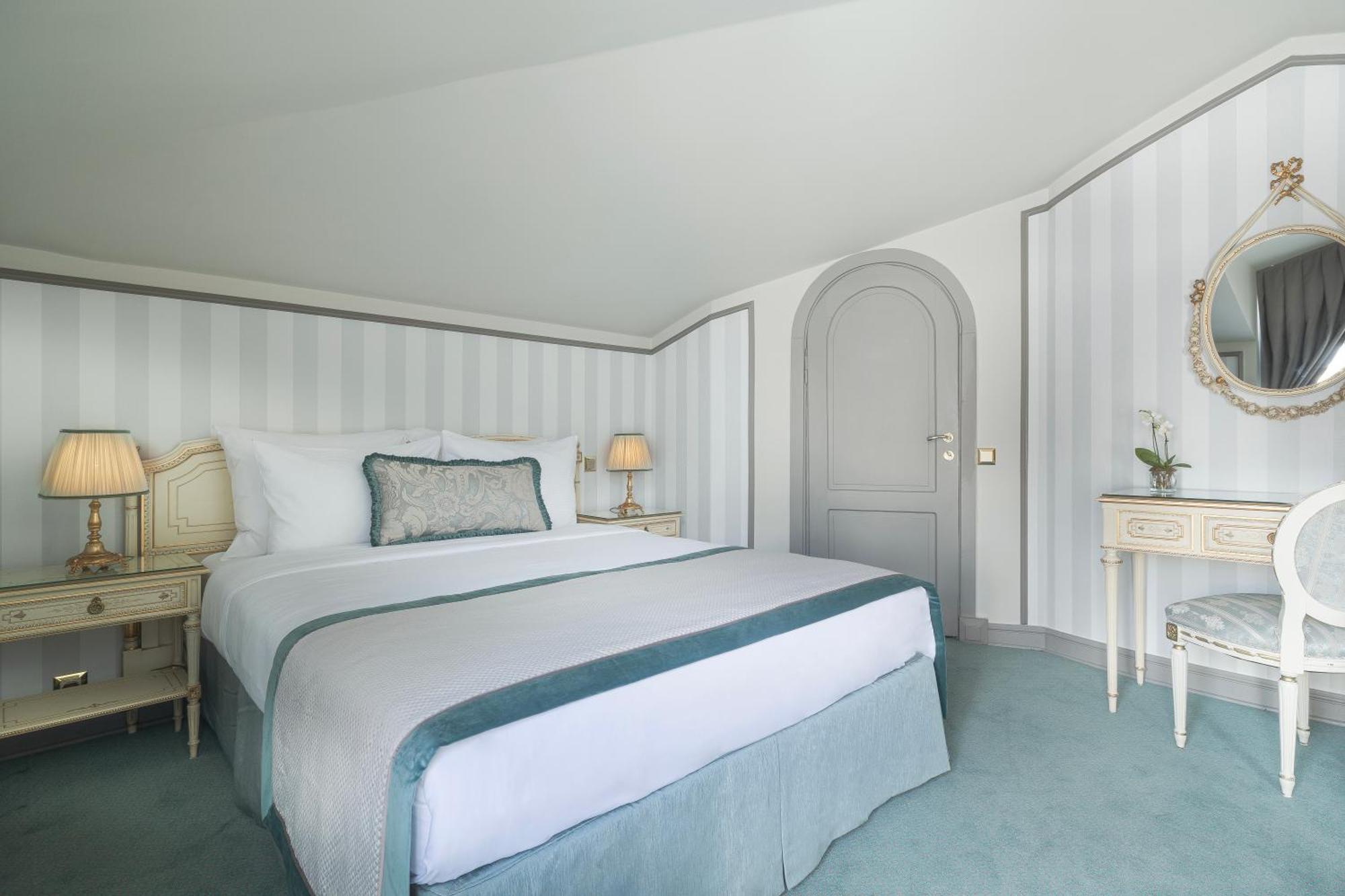 Bosphorus Palace Hotel Истанбул Екстериор снимка